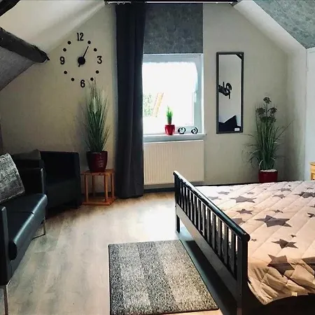 Am Bunderhammrich 25184 *